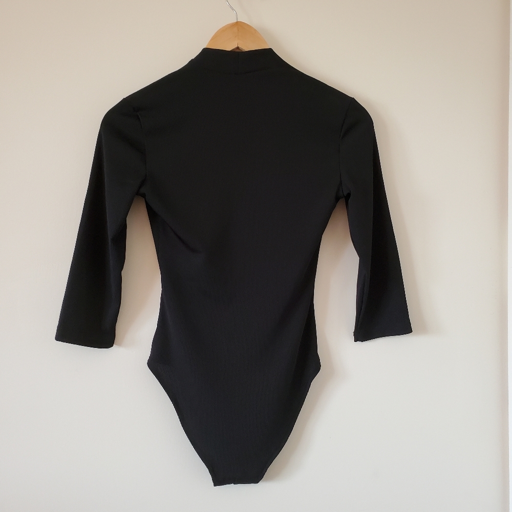 F21 Ribbed Bodysuit - Picture 3 of 12